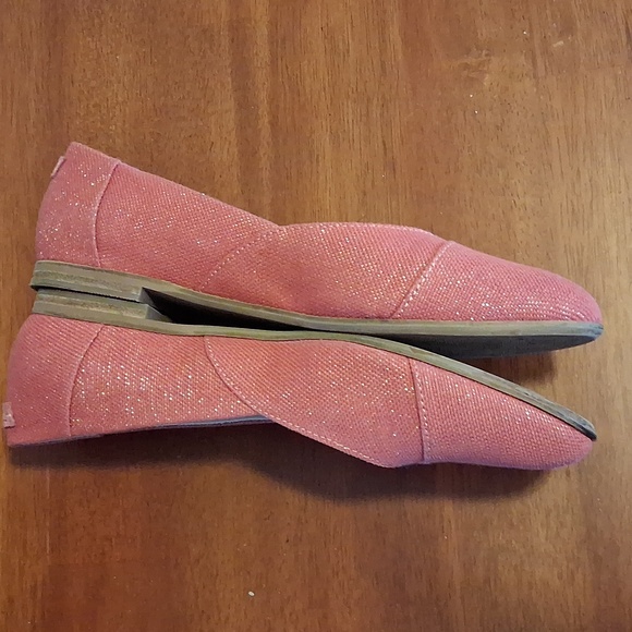 TOMS Women's Pink & Gold Slip On Flats Closed Toe Loafers Sz 7.5M - Picture 9 of 10